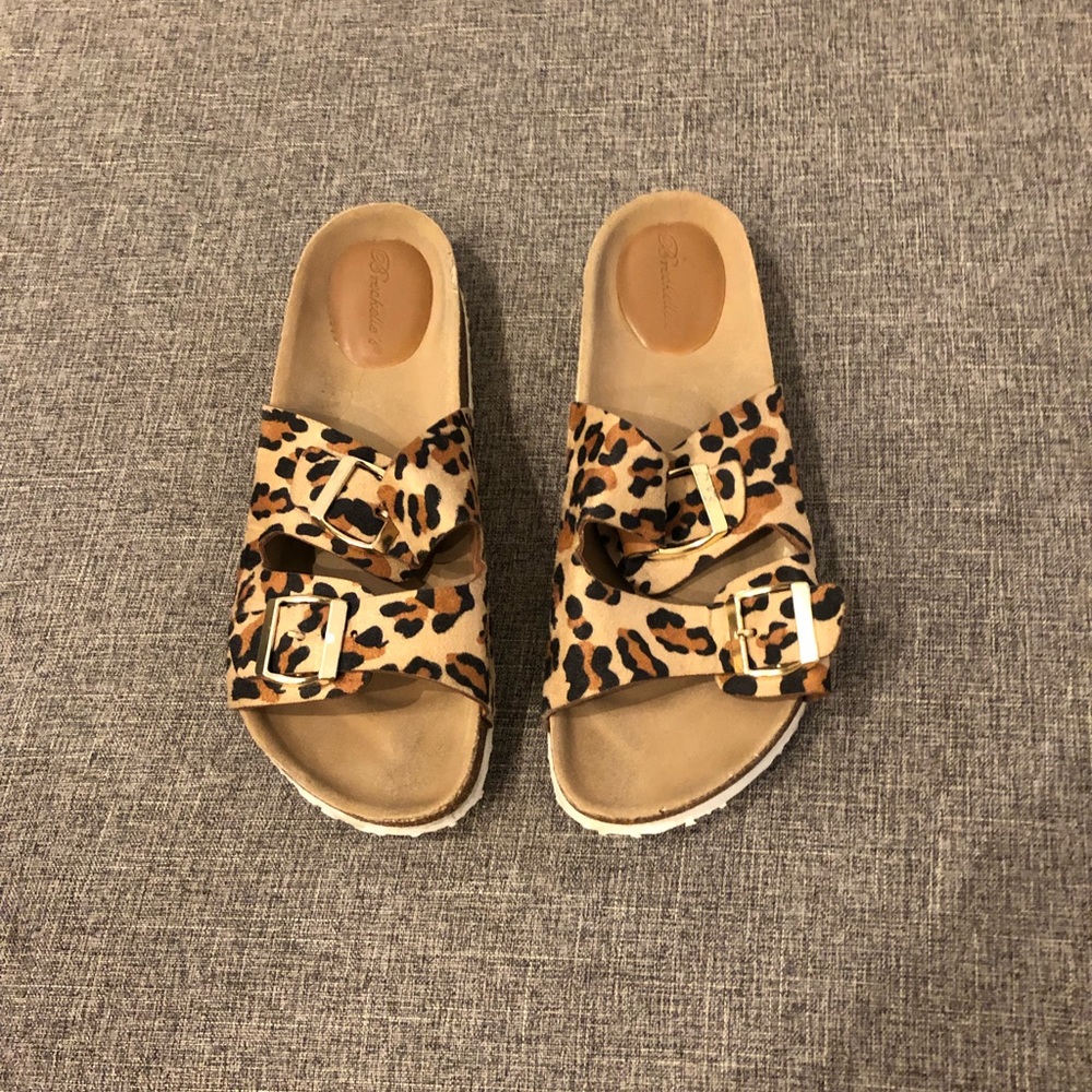 Cheetah white bottom sandals